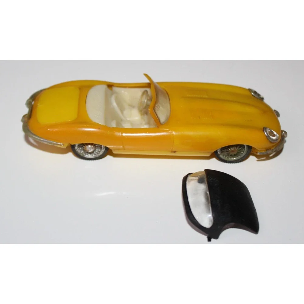 Zee Yellow Jaguar Convertible Plastic Vintage Toy Car Vehicle Model 2080